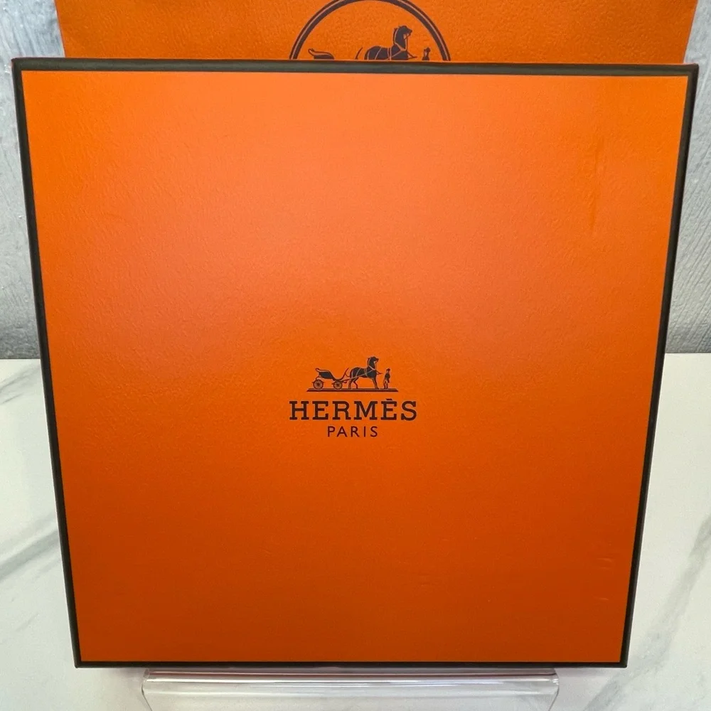 Hermes Lipstick Set Bundle! NEW IN BOX! GIFTABLE! Retail $450!